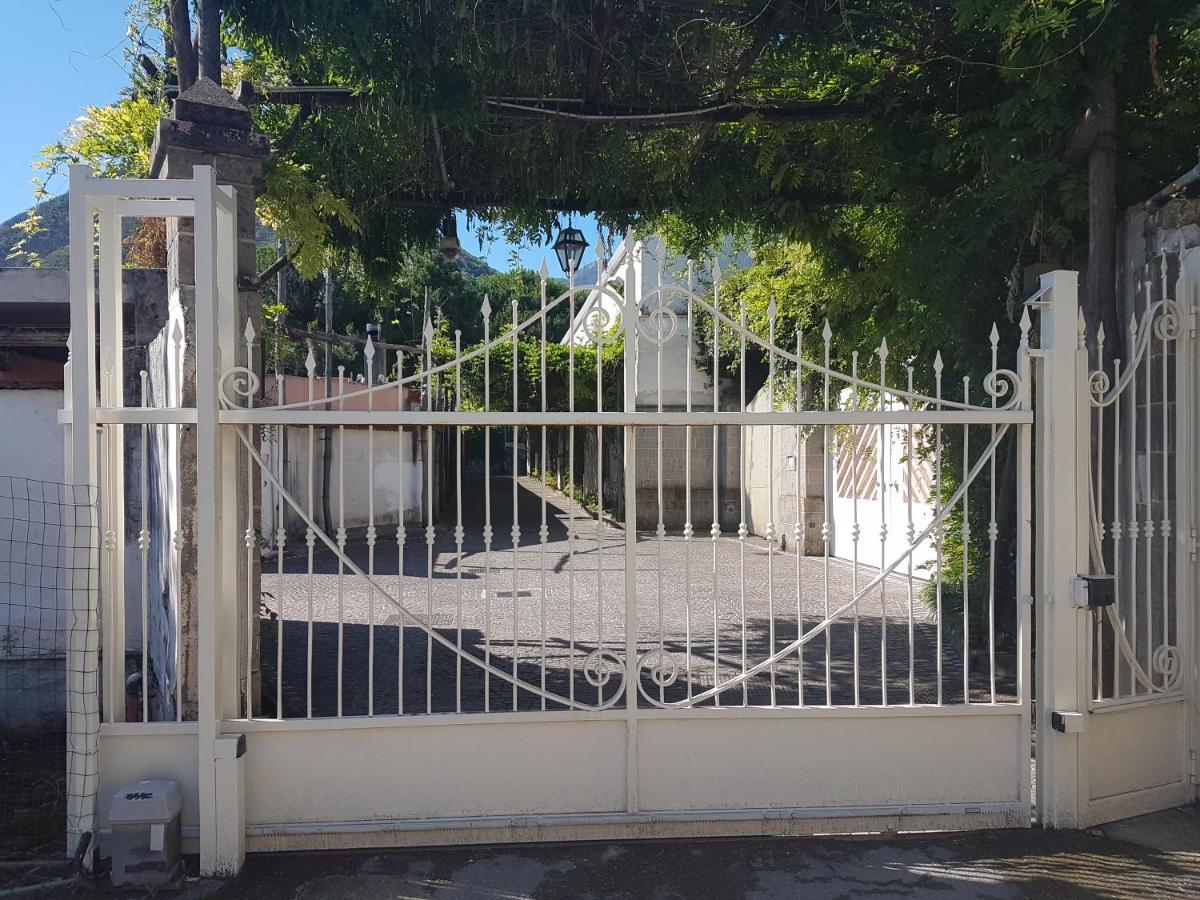 Mareluna B&B Castellammare di Stabia Exteriör bild
